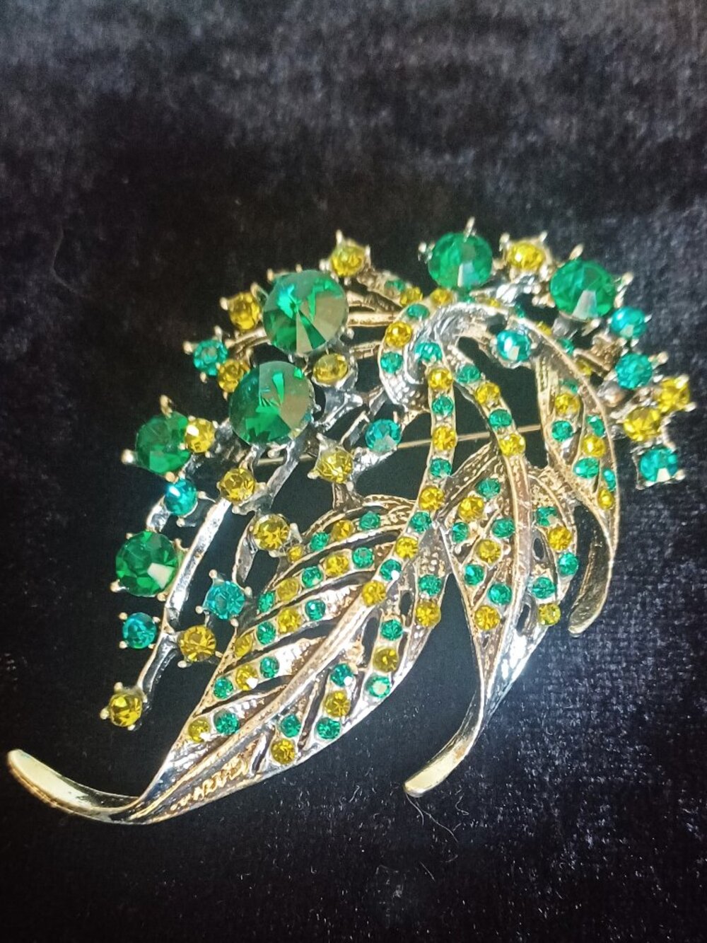 Large Green & Gold Rhinestone brooch 3"